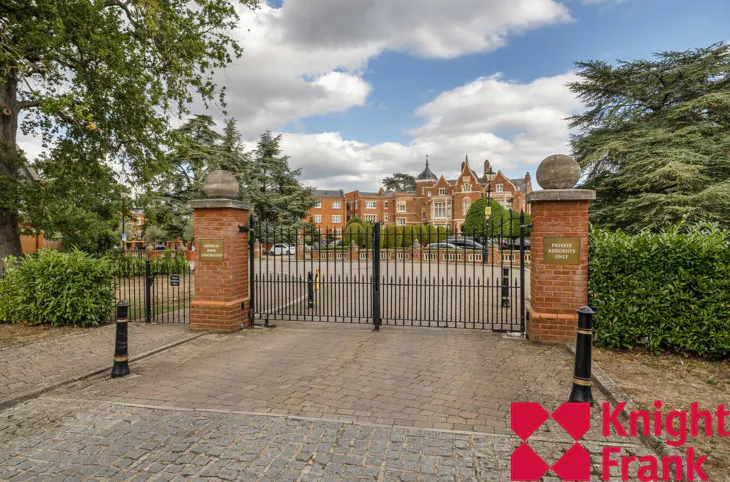 House Longbourn in Windsor