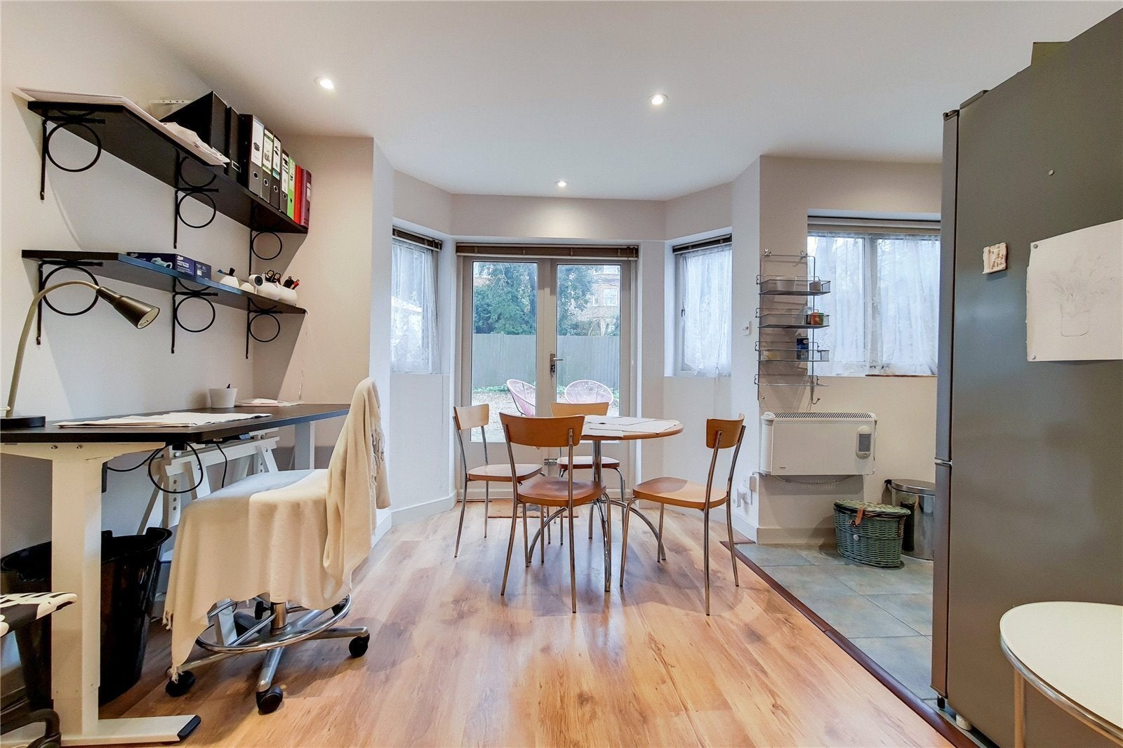 Flat Fellows Road in Greater London