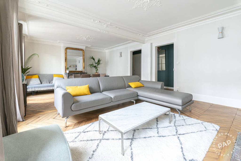 Flat Boulevard Ney in Paris