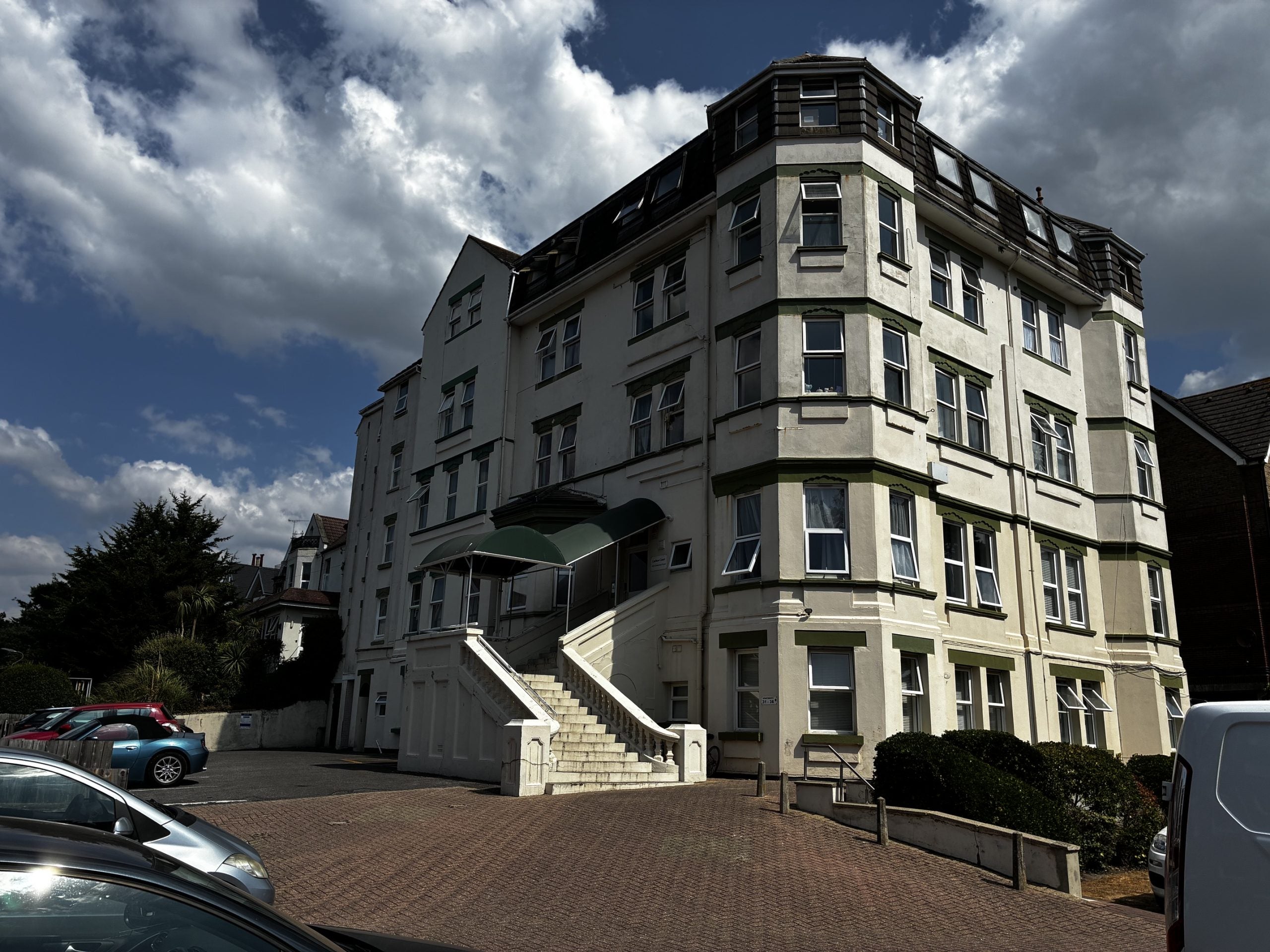 Flat Christchurch Road in Bournemouth