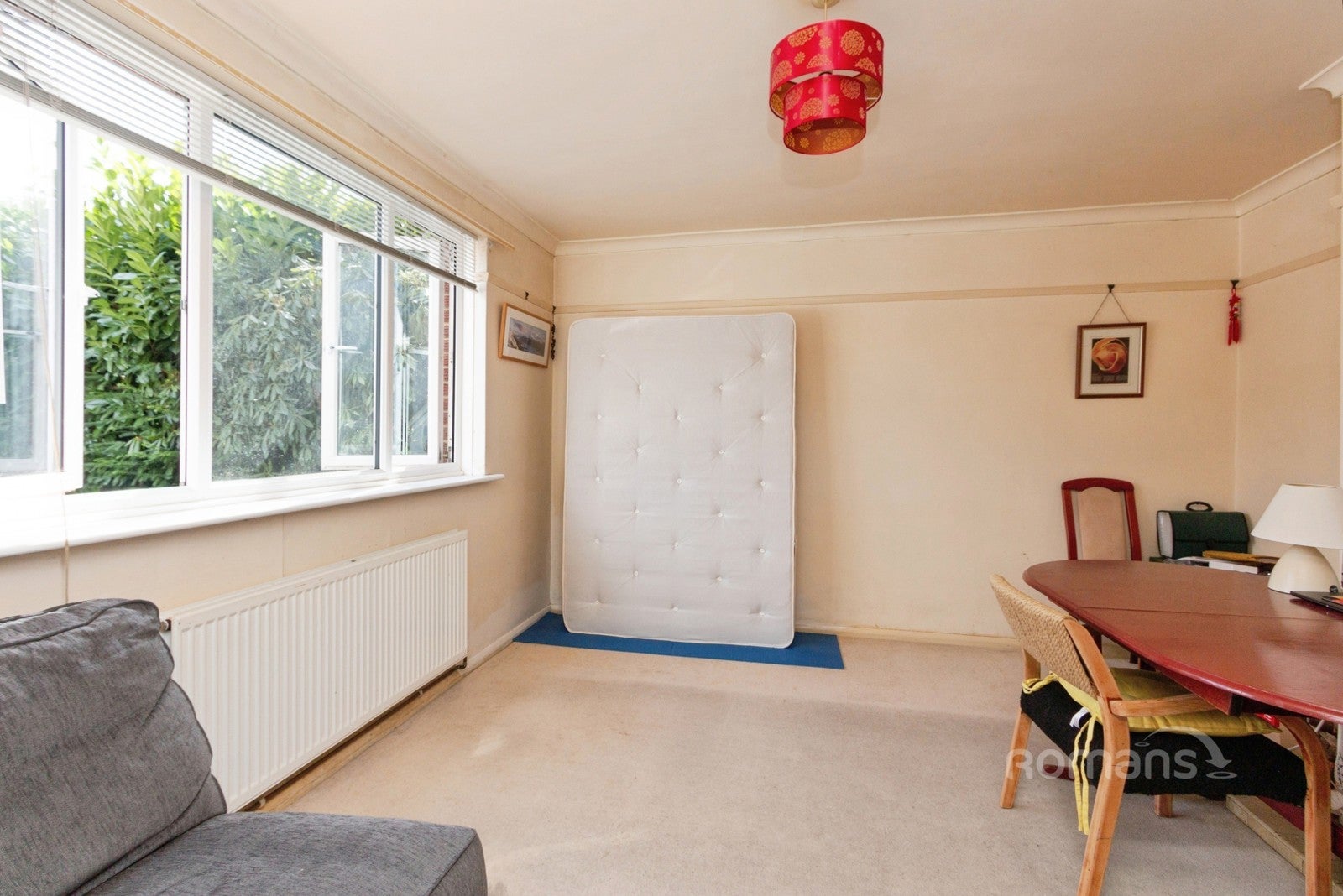 House Star Post Road in Surrey Heath