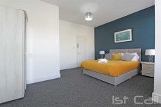 Room Honiton Road in Southend-on-Sea