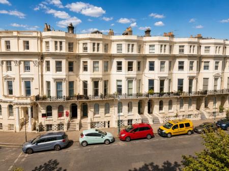 Flat St Aubyns in Portslade by Sea
