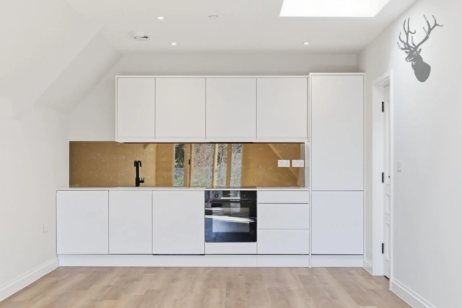 Flat Court Yard in Greater London