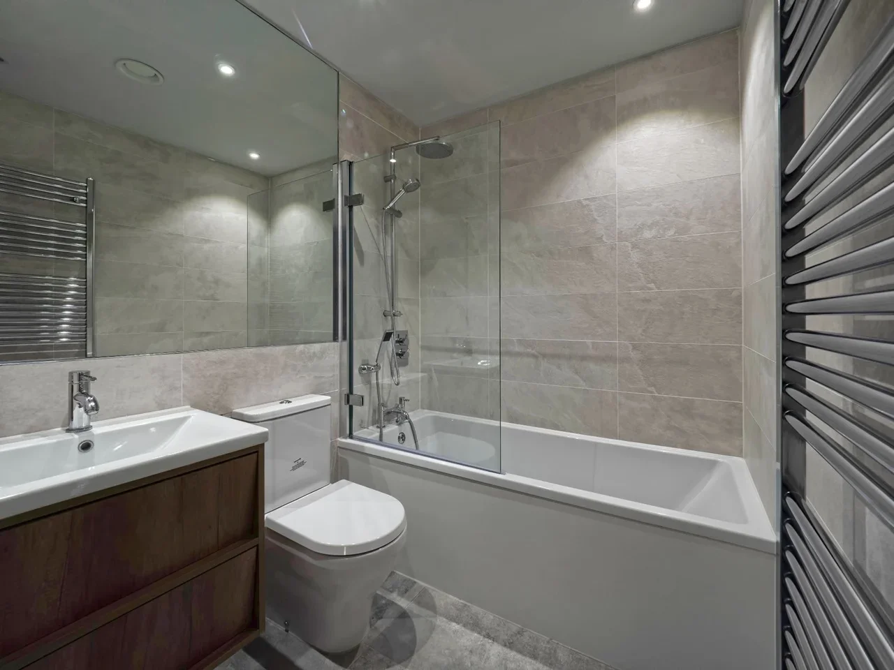Flat Mansfield Road in Greater London