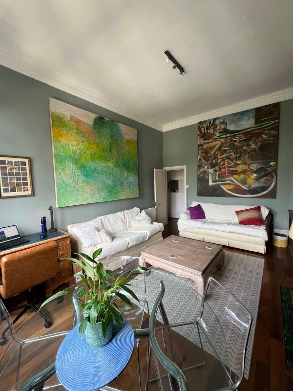 Flat Egerton Gardens in Greater London