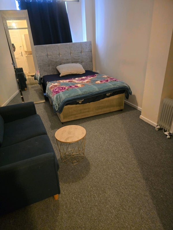 Room Park Street in Tameside