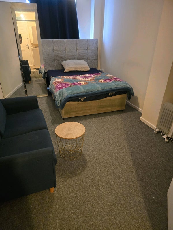 Room Park Street in Tameside