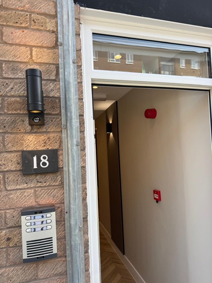 Room Blackwell Close in Greater London