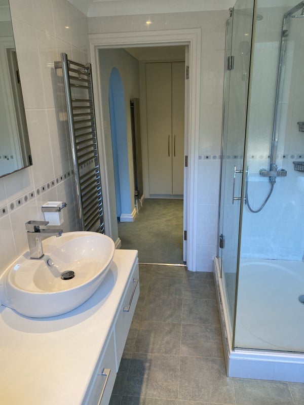 Room Burton Road in Poole