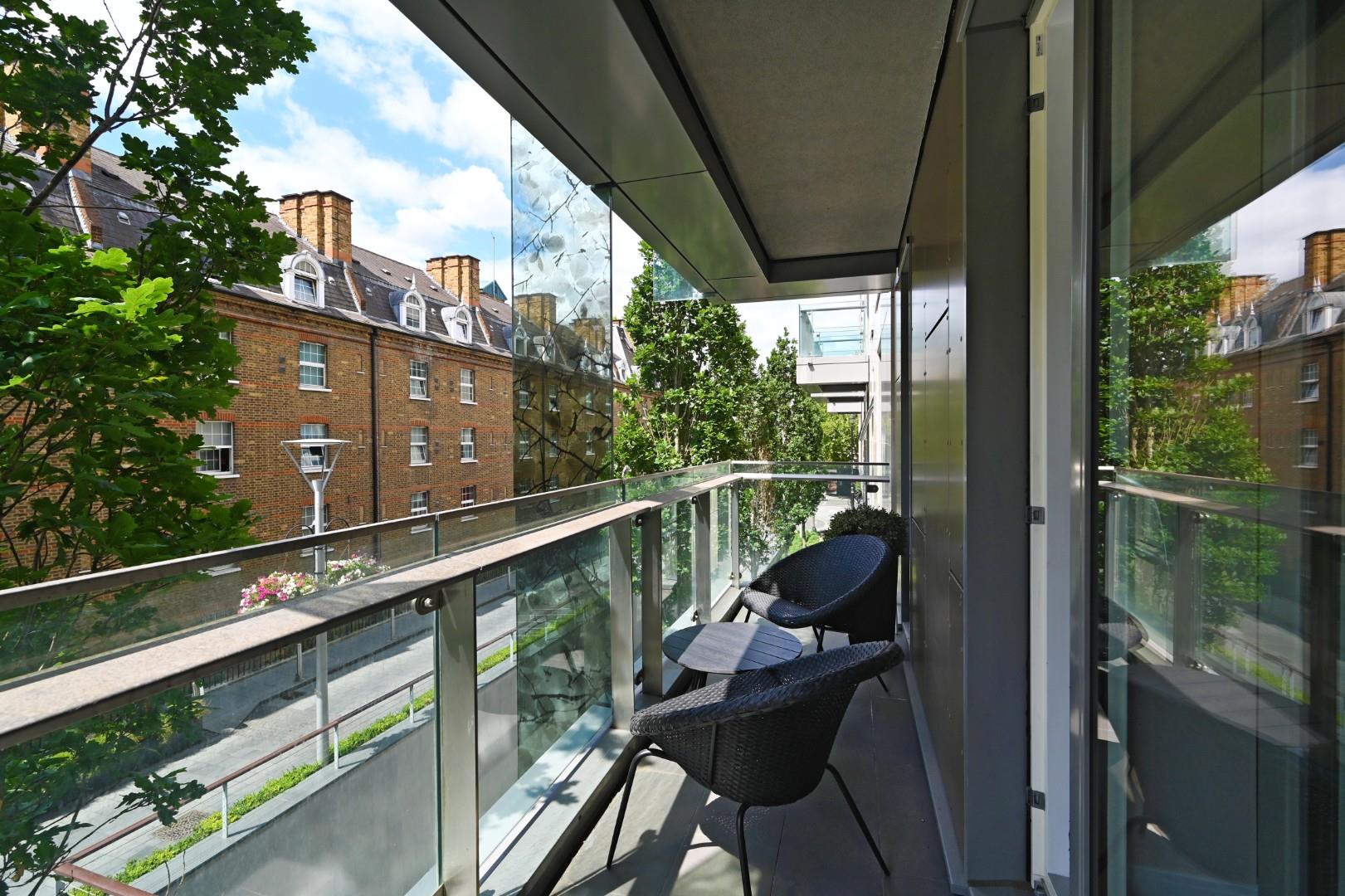 Flat Gatliff Road in London