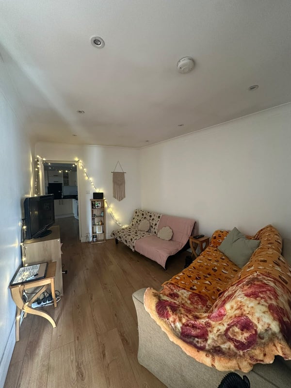 Room Uxbridge Road in Greater London