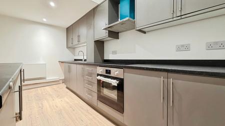 Flat Hambridge Road in Newbury