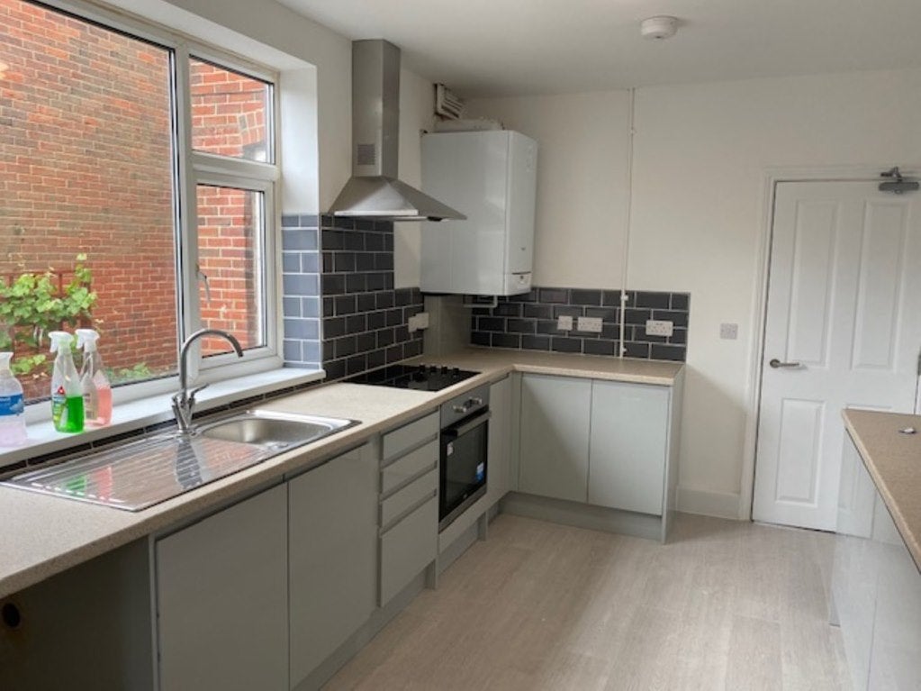 Room Broadlands Road in Southampton