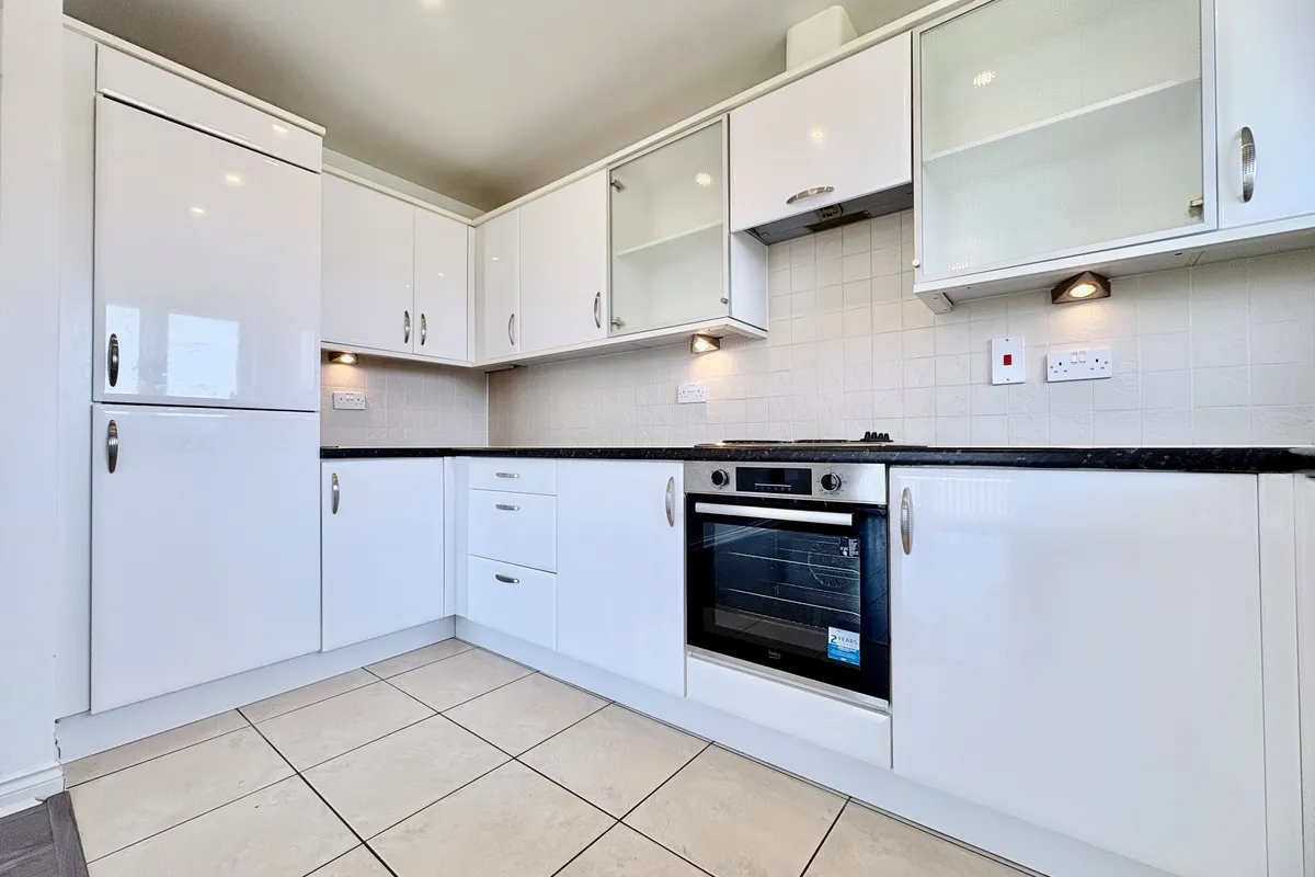 Flat Taverners Way in Hoddesdon