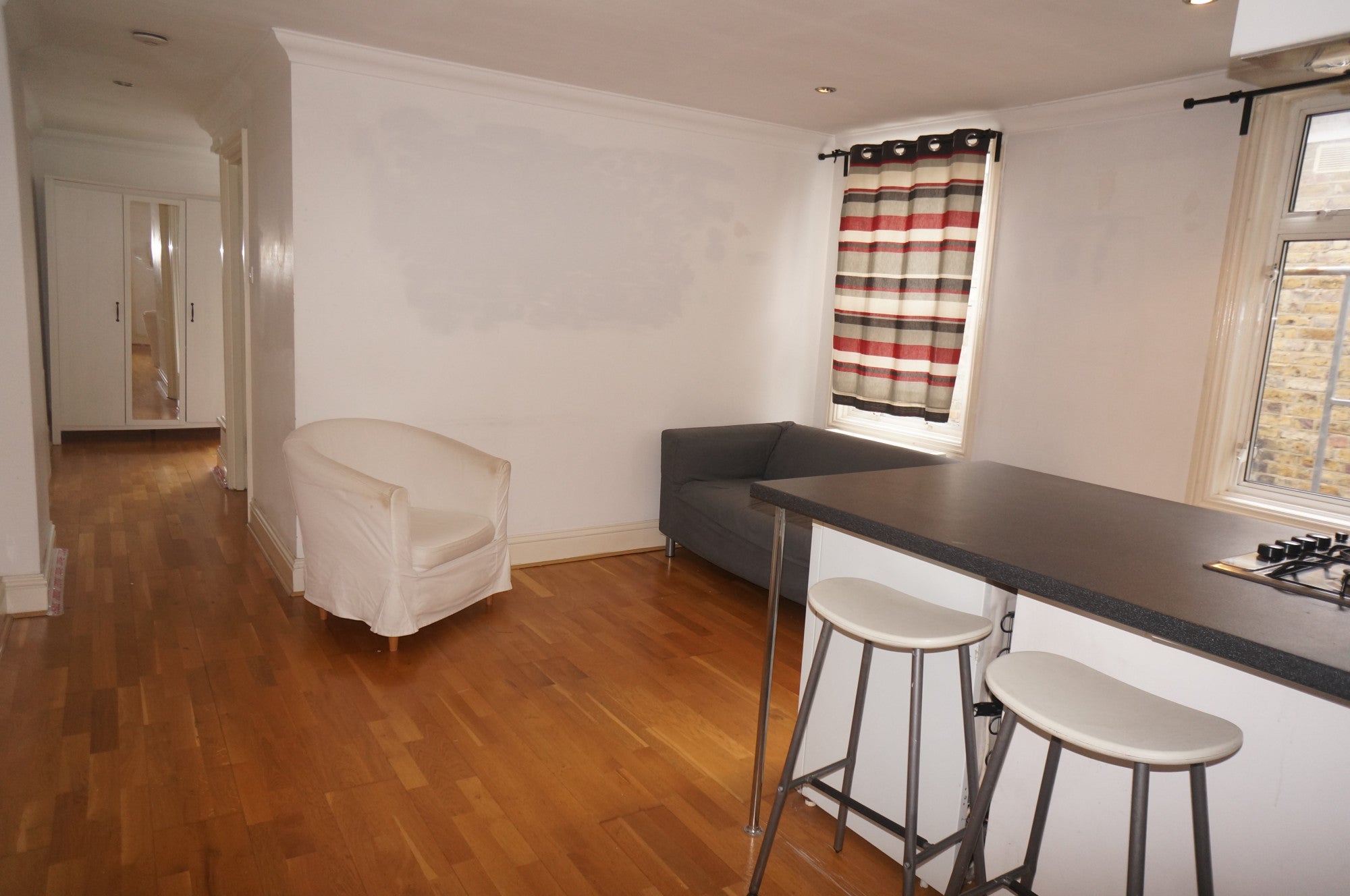 Flat Salusbury Road in London