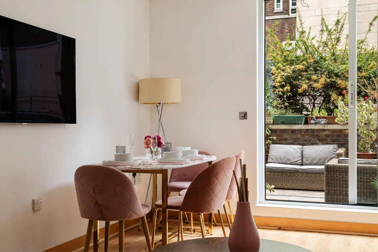 Flat John Islip Street in City of Westminster