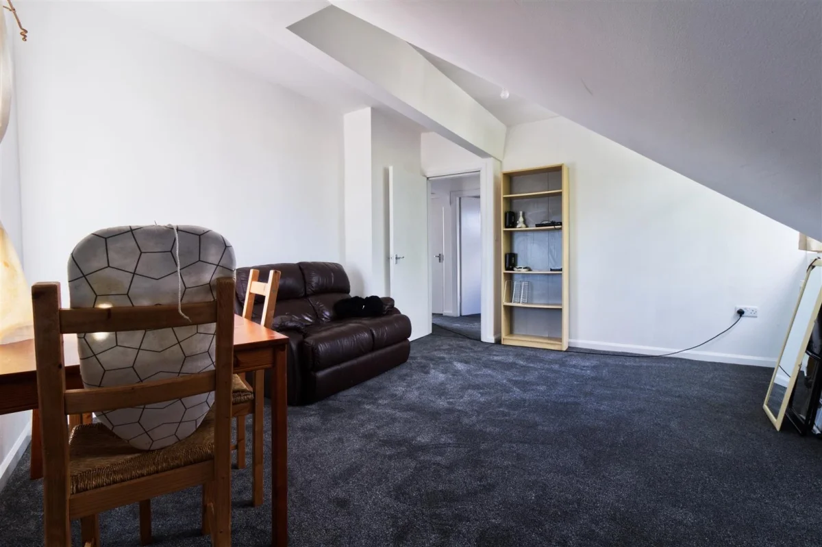 Flat North Grange Mount in Leeds