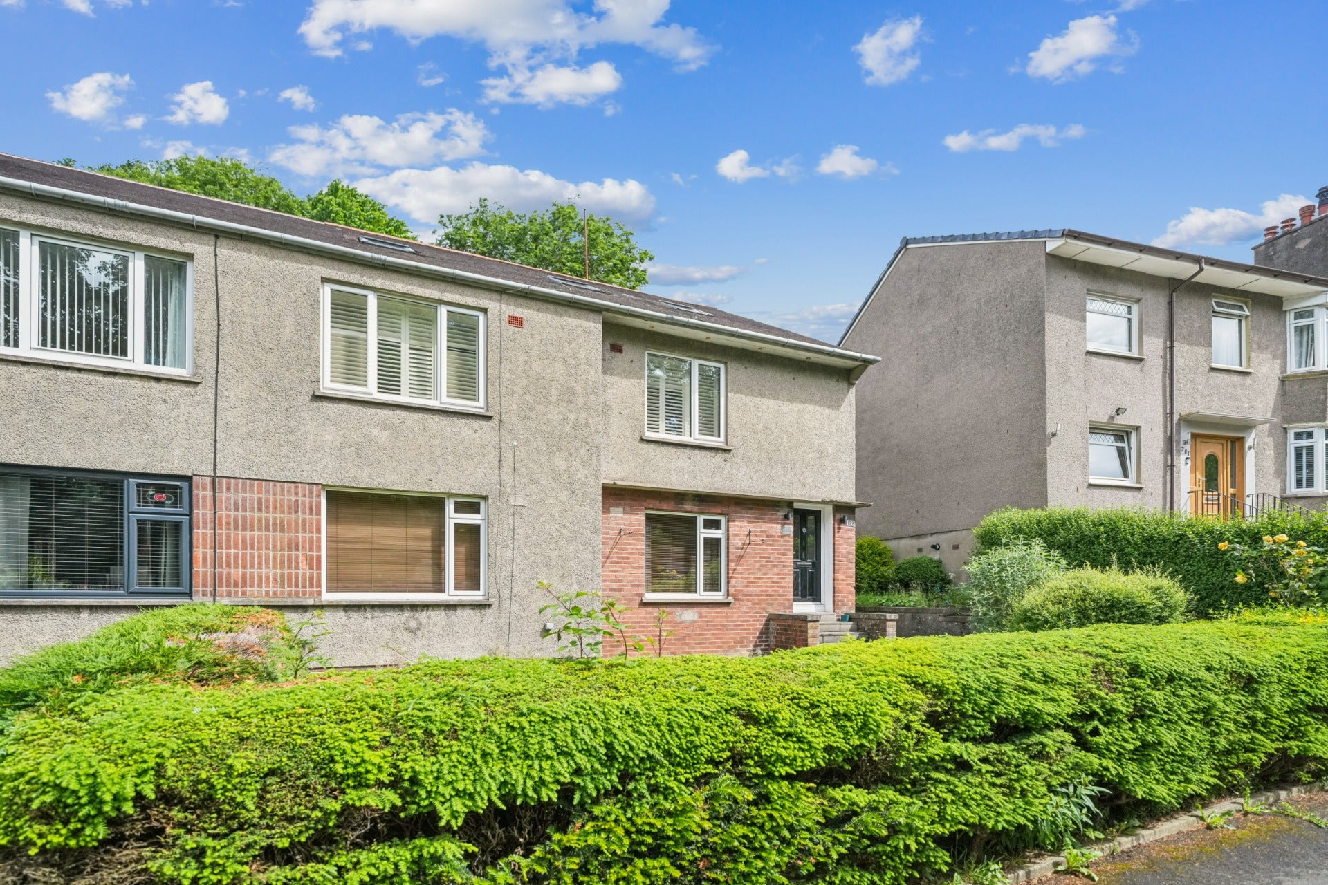 Flat Brenfield Road in Glasgow