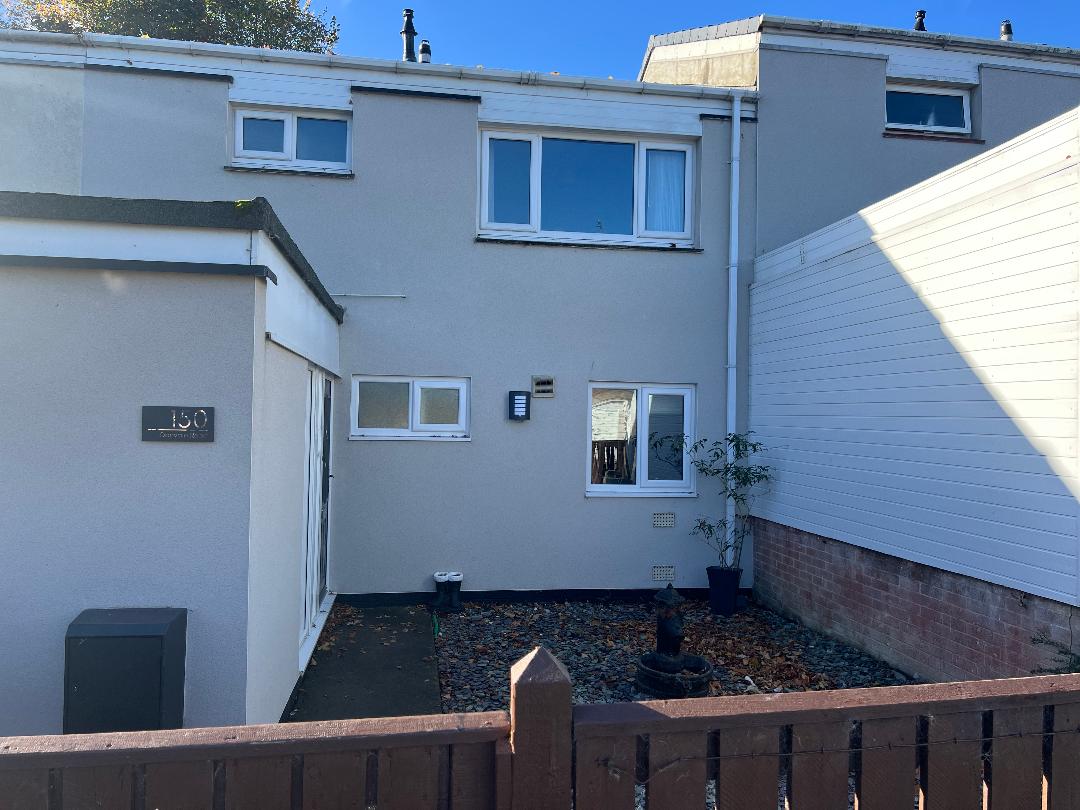 House Donvale Road in Sunderland
