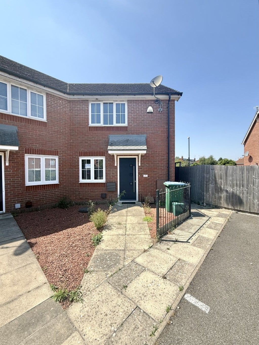 House Fairview Walk in Coventry