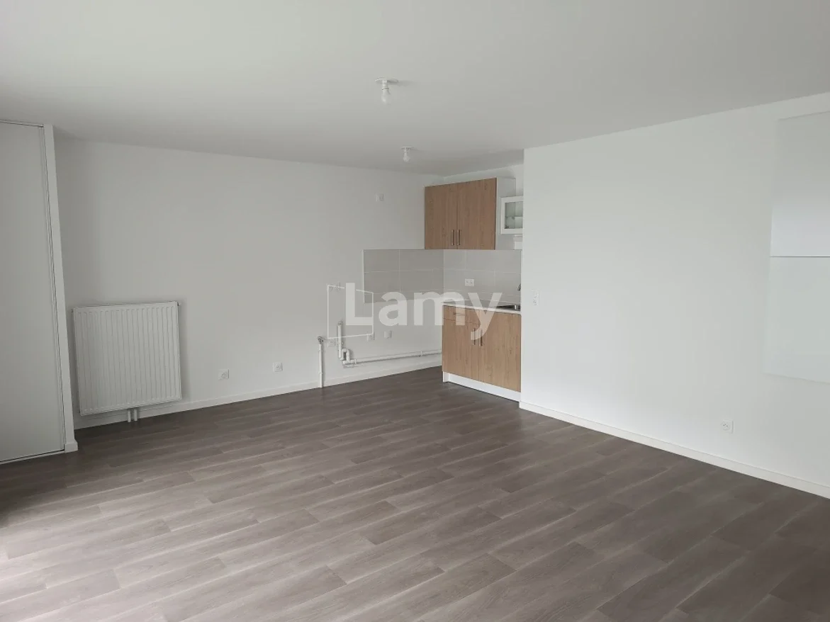 Flat Rue Jean Maltrud in Le Havre