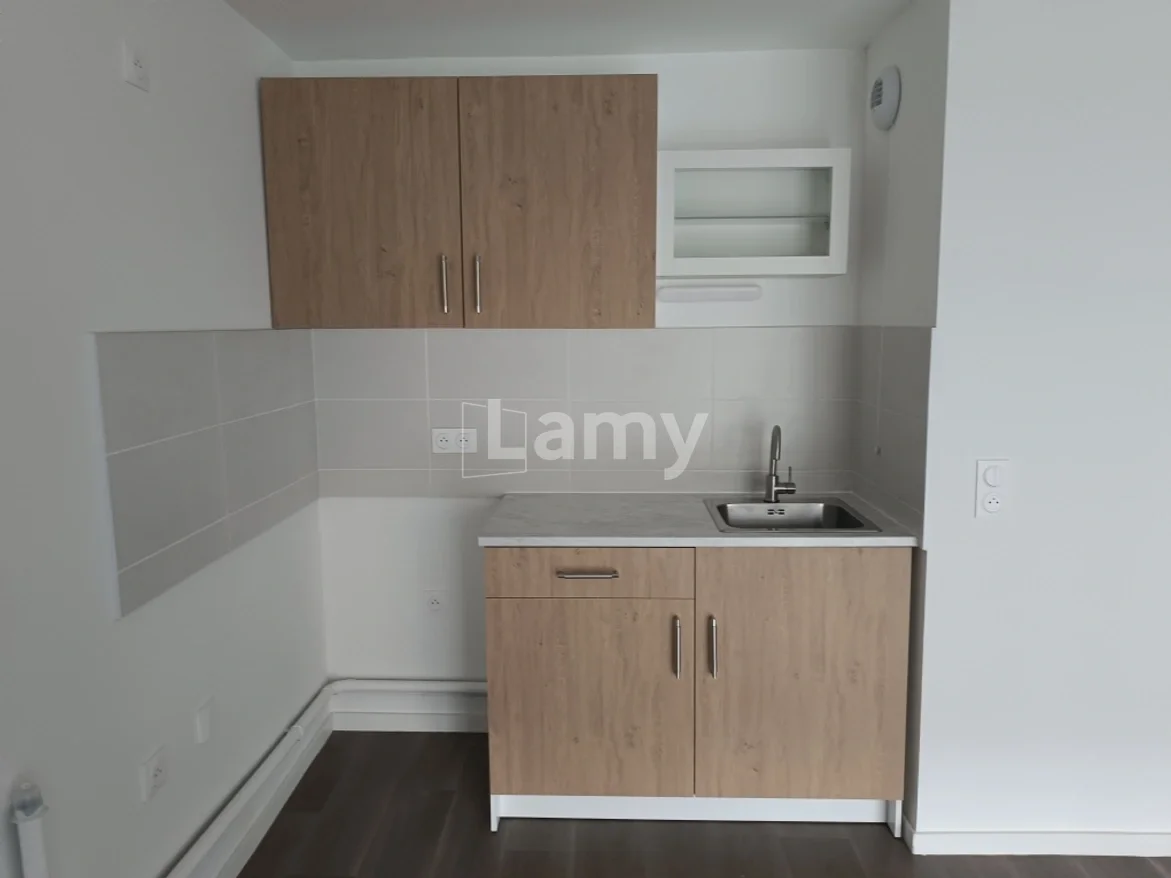Flat Rue Jean Maltrud in Le Havre