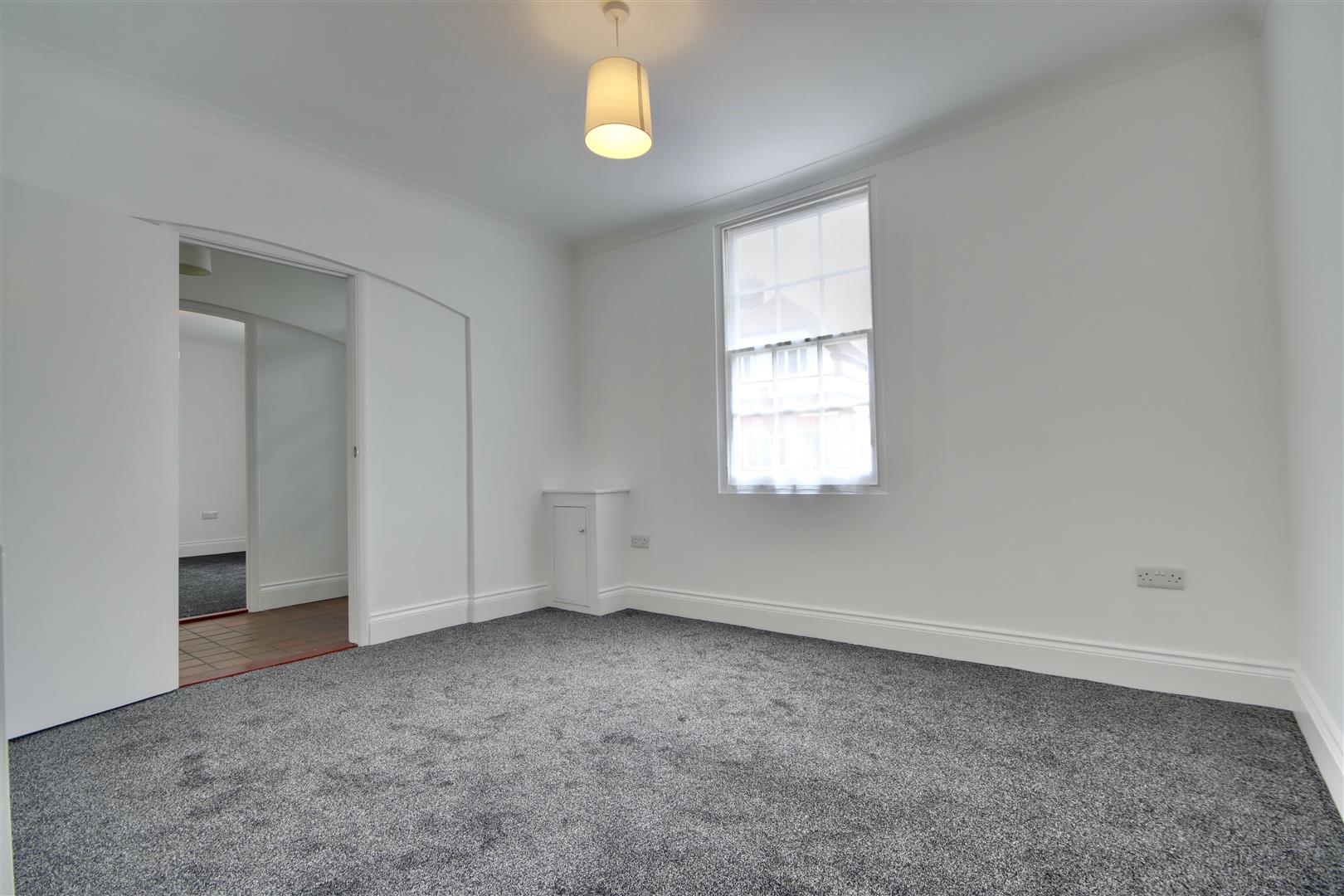 Flat London Road in Havant