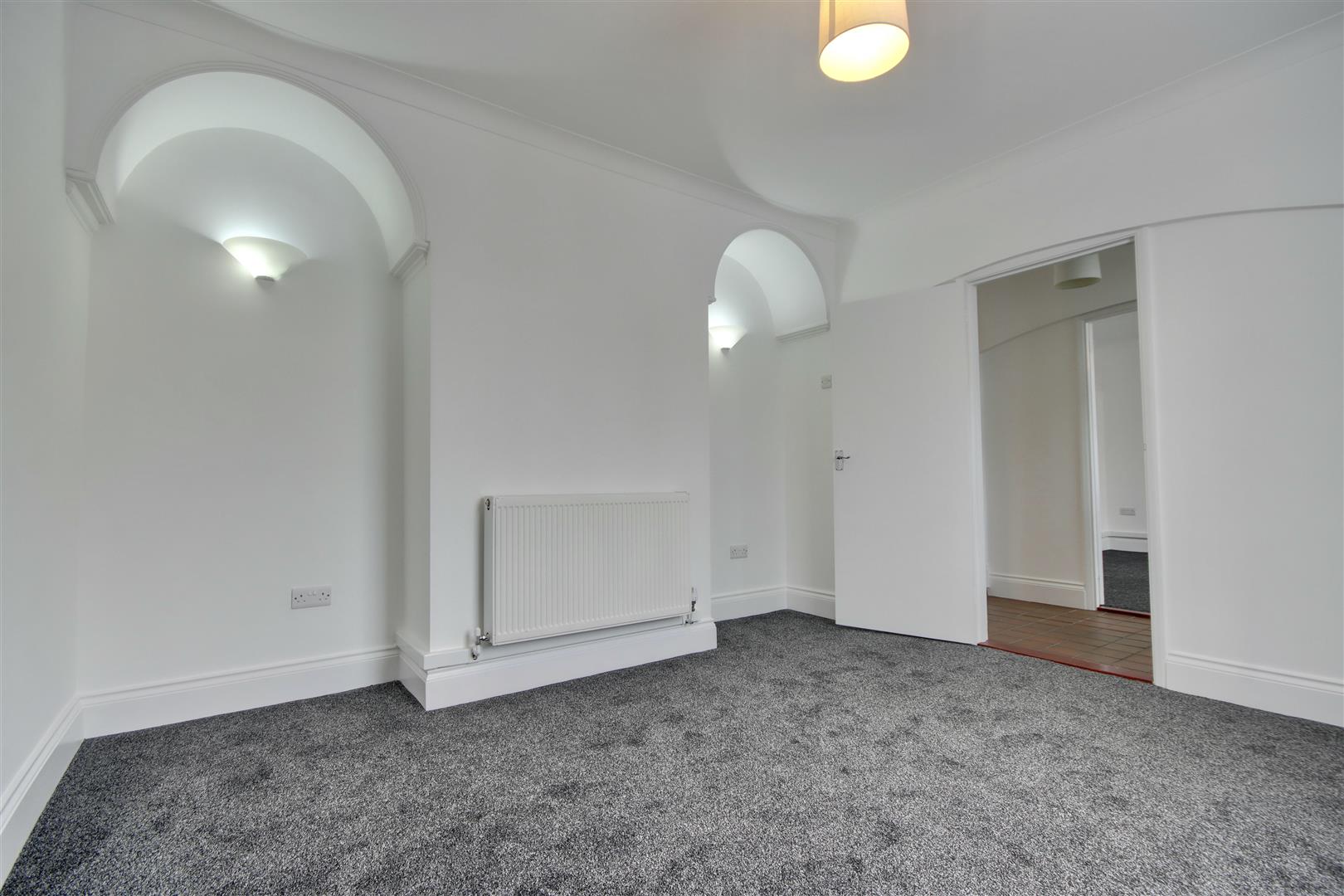 Flat London Road in Havant