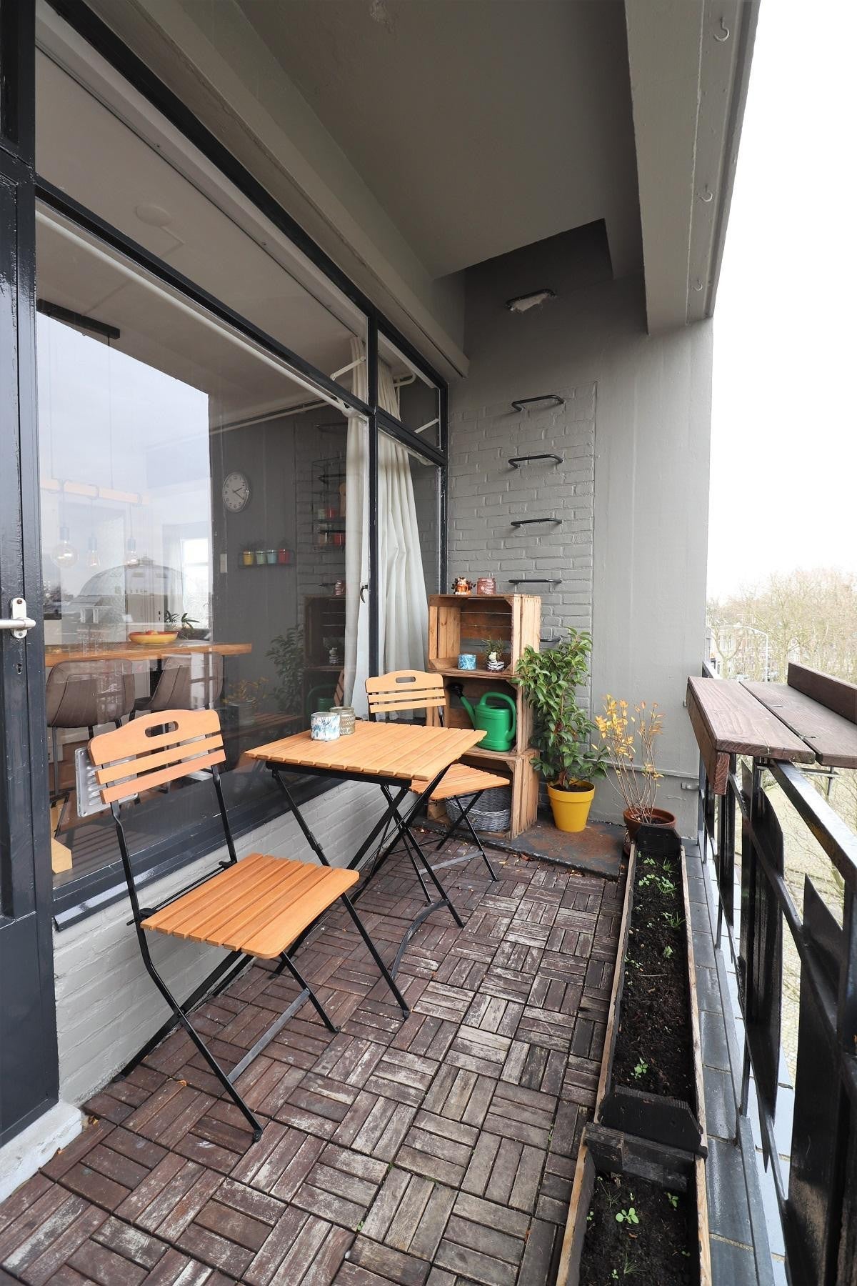 Appartement Valkenstraat 14