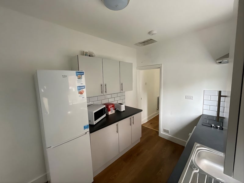 Room Mellard Street in Newcastle-under-Lyme