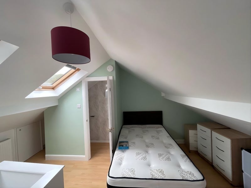 Room Mellard Street in Newcastle-under-Lyme