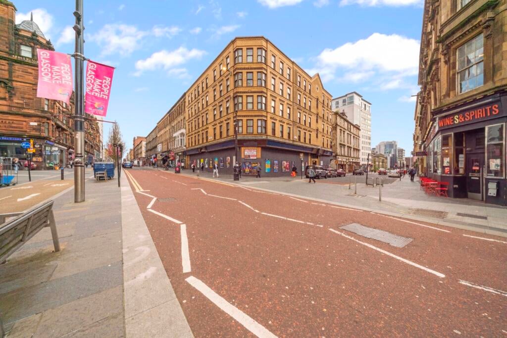 Room Sauchiehall Street in Glasgow
