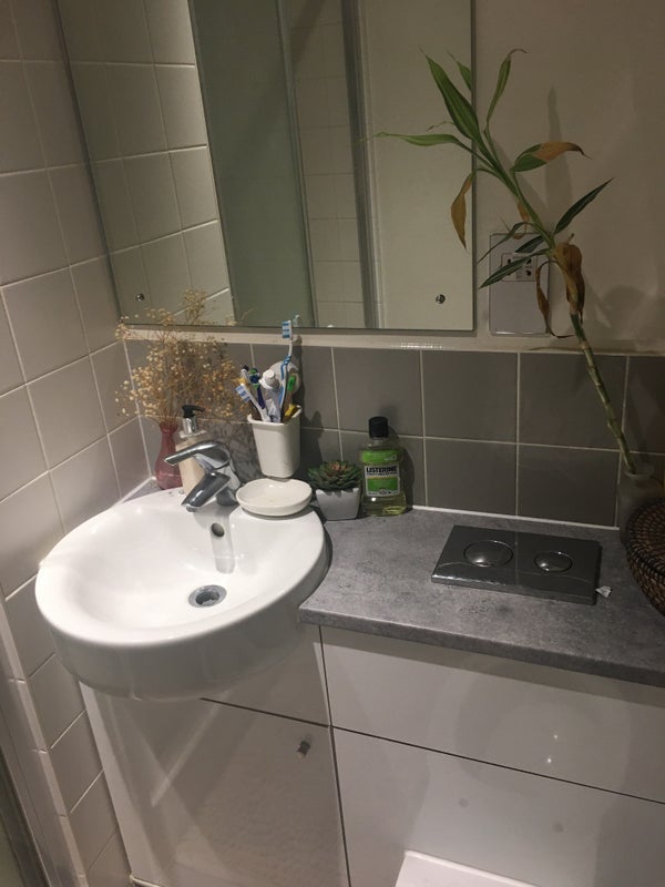 Room Napa Close in Greater London