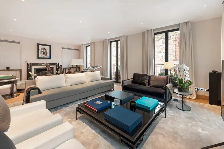 Flat Manresa Road in Greater London