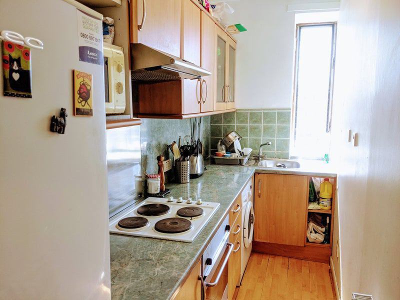 Room Dumbarton Road in Glasgow