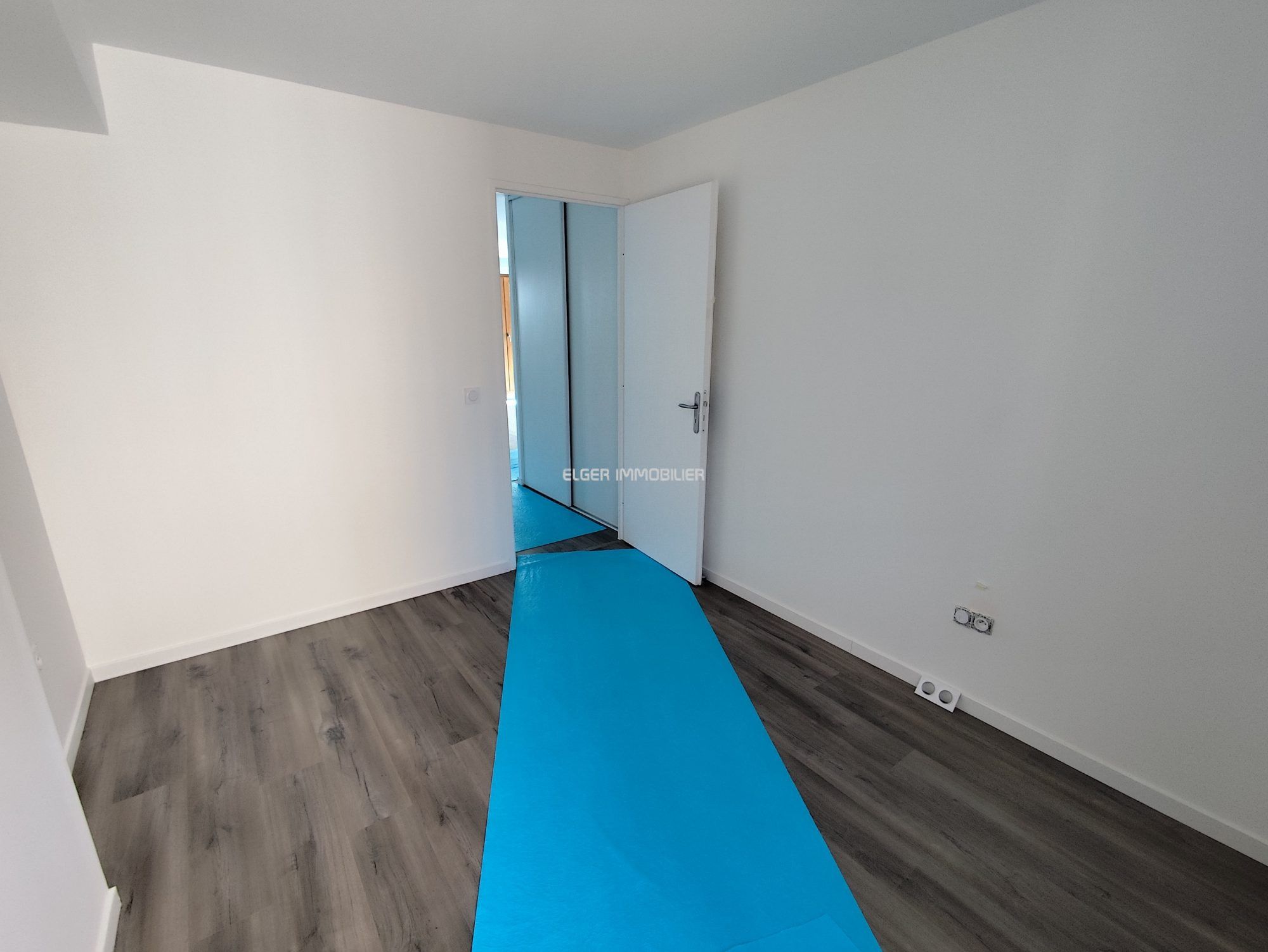 Appartement Place Gaston Viens à Orly