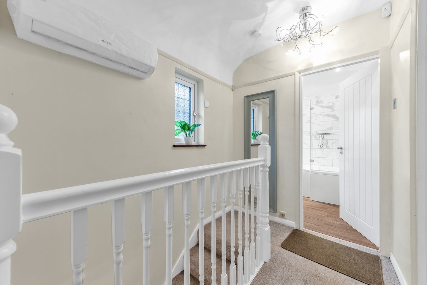 House Windermere Avenue in Greater London