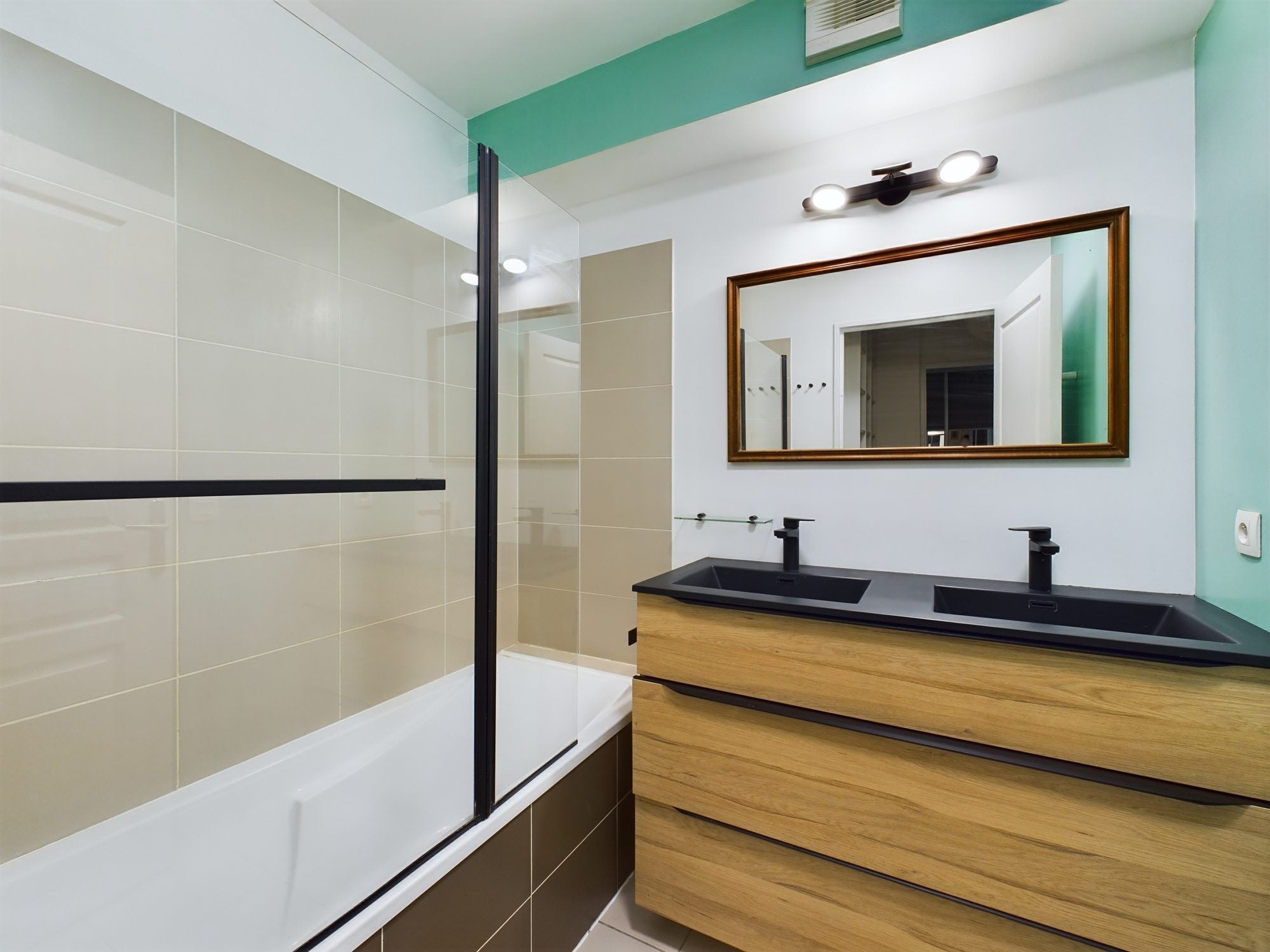 Flat Rue de Longchamp in Villeurbanne