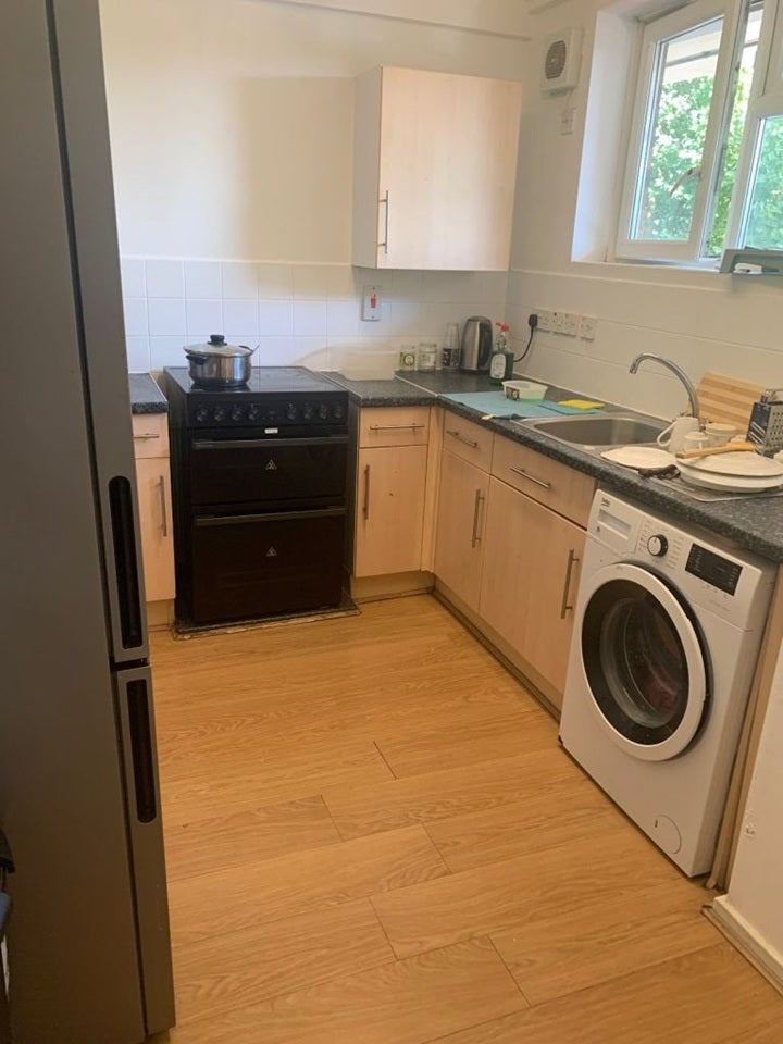 Flat Wickham Road in Greater London