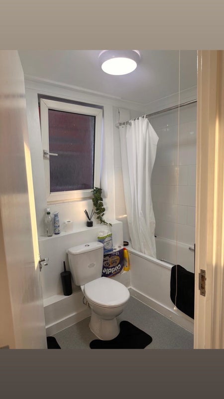 Room Hayter Road in Greater London