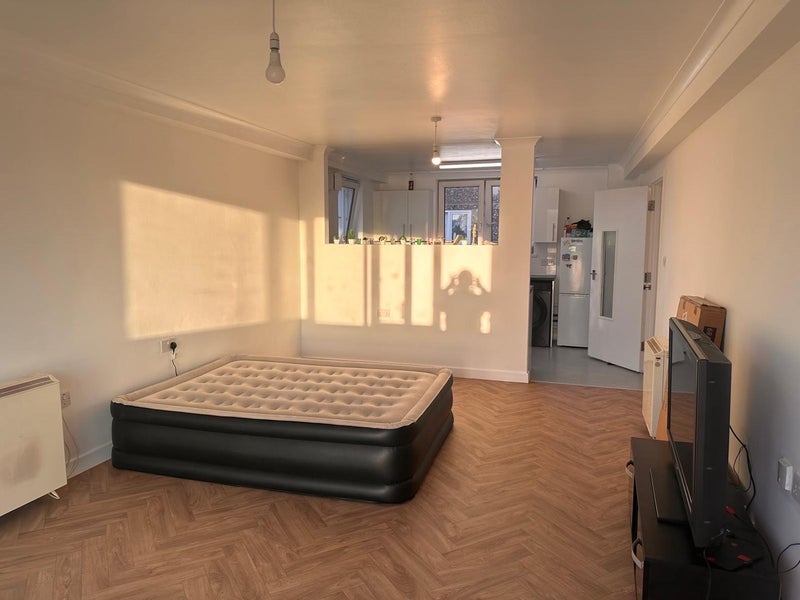 Room Hayter Road in Greater London
