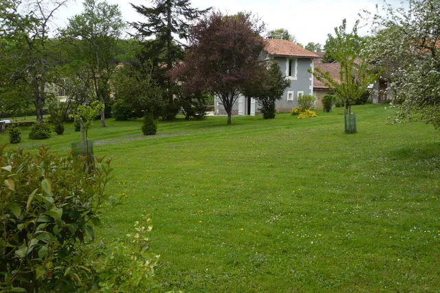 Chambre Rue de la Forge à Bussière-Badil