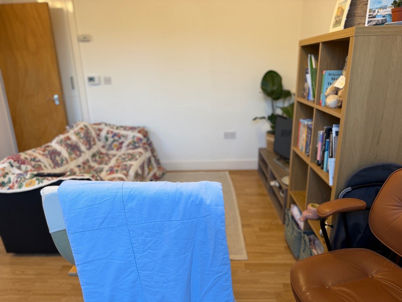 Flat Narford Road in Greater London