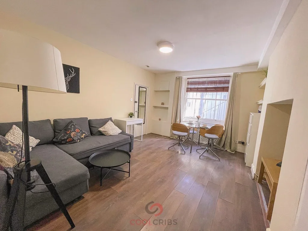 Flat Inverness Terrace in City of Westminster