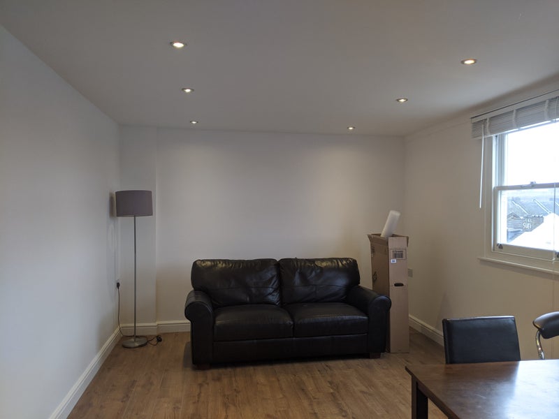 Flat Coldharbour Lane in Greater London