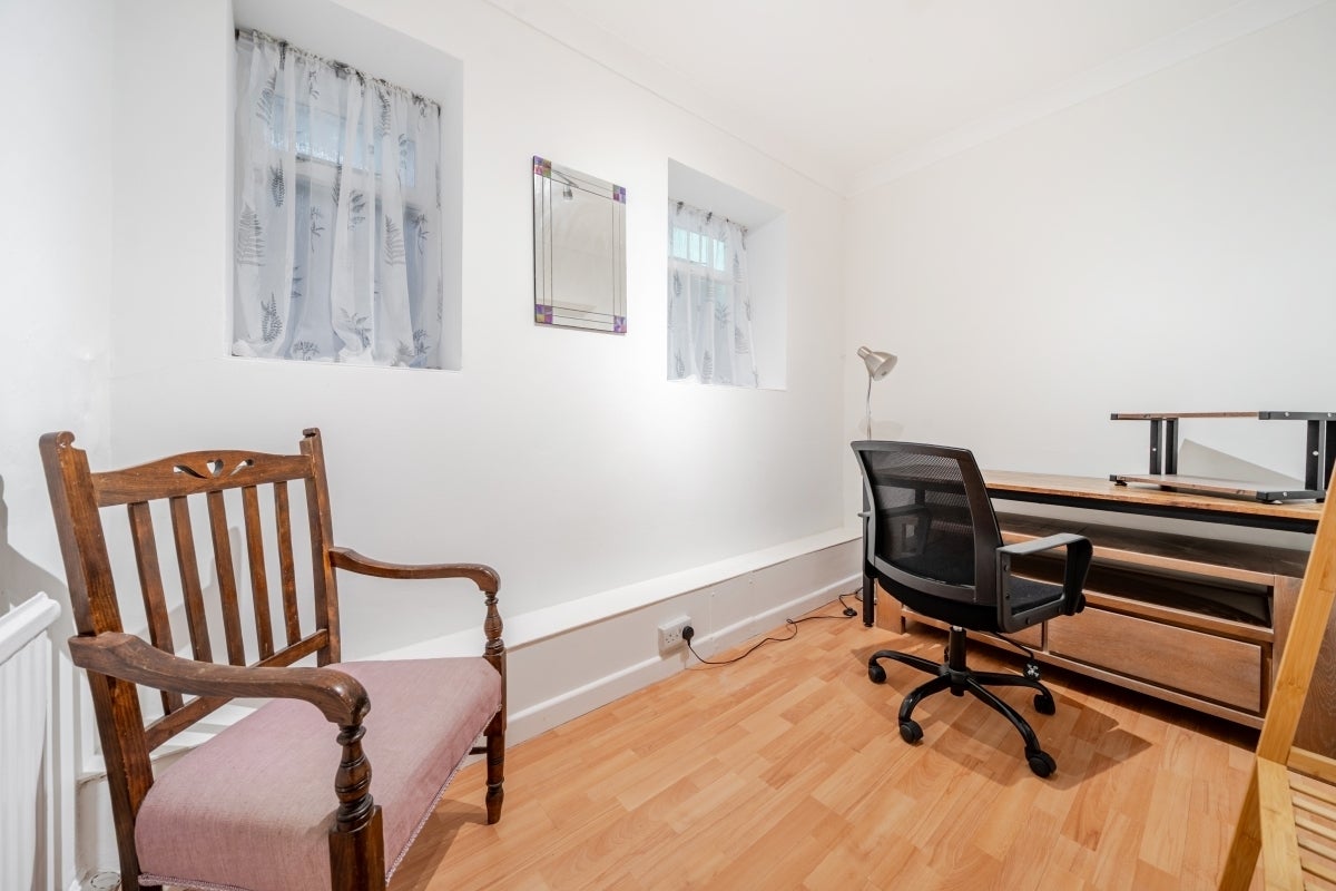 Flat Evesham Road in Cheltenham