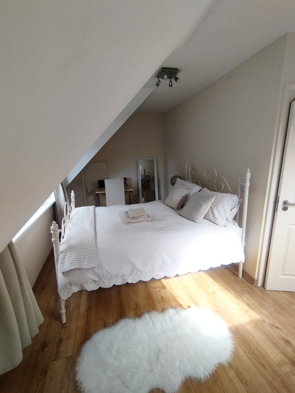 Flat Adamsrill Road in Greater London