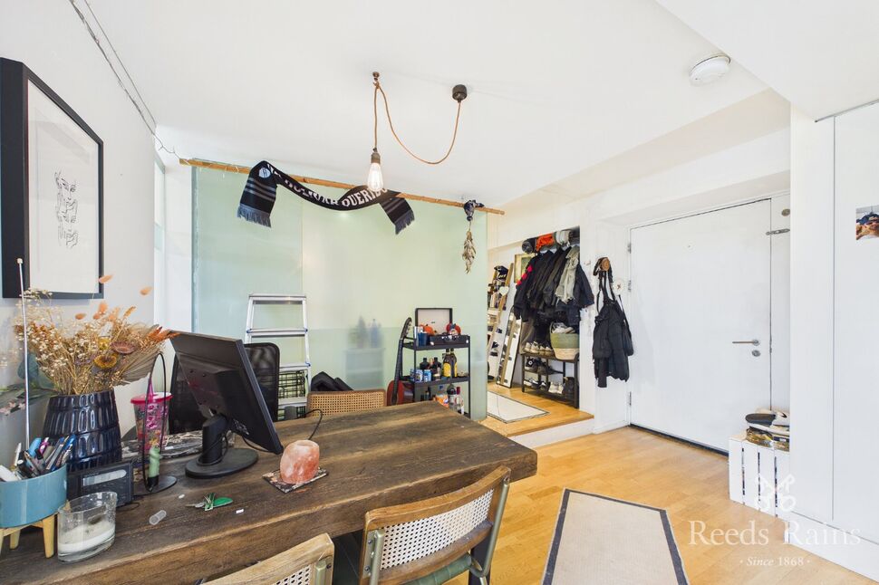 Flat Worsley Street in Manchester