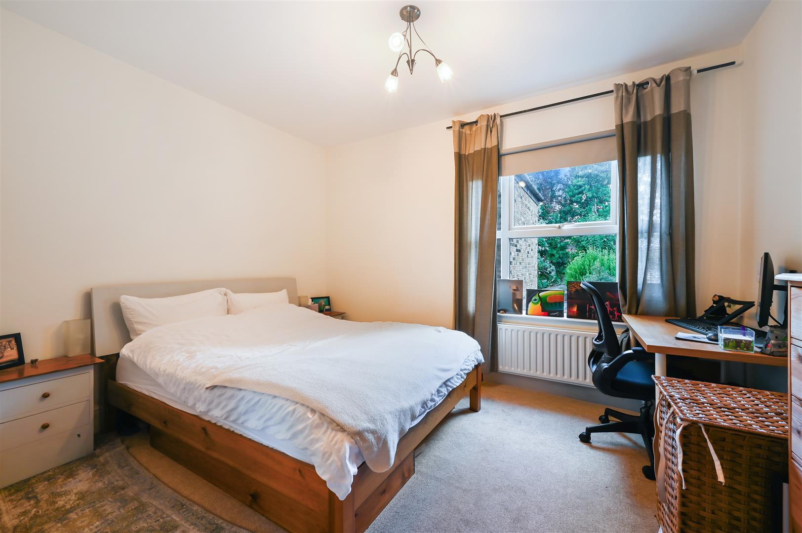 House Quicks Road in Greater London
